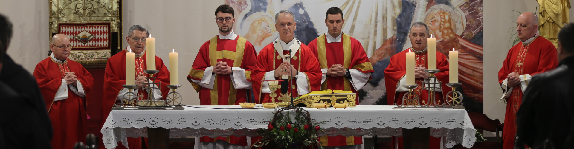 Nadbiskup Kutleša predvodio euharistijsko slavlje Nedjelje Muke Gospodnje